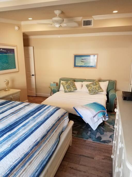 קוקו ביץ' Bahamian Cottage - Heated Pool Walk To The Beach מראה חיצוני תמונה