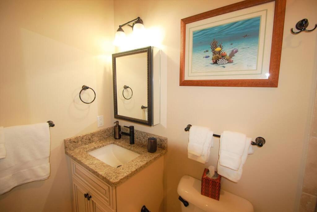 קוקו ביץ' Bahamian Cottage - Heated Pool Walk To The Beach מראה חיצוני תמונה